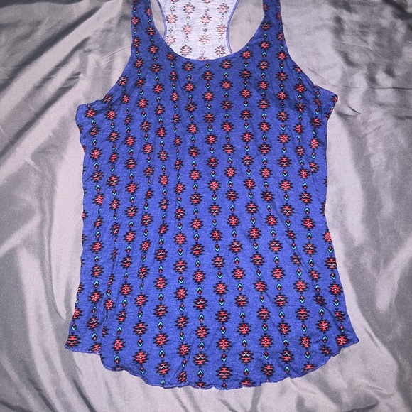 Tank top - Picture 2 of 3